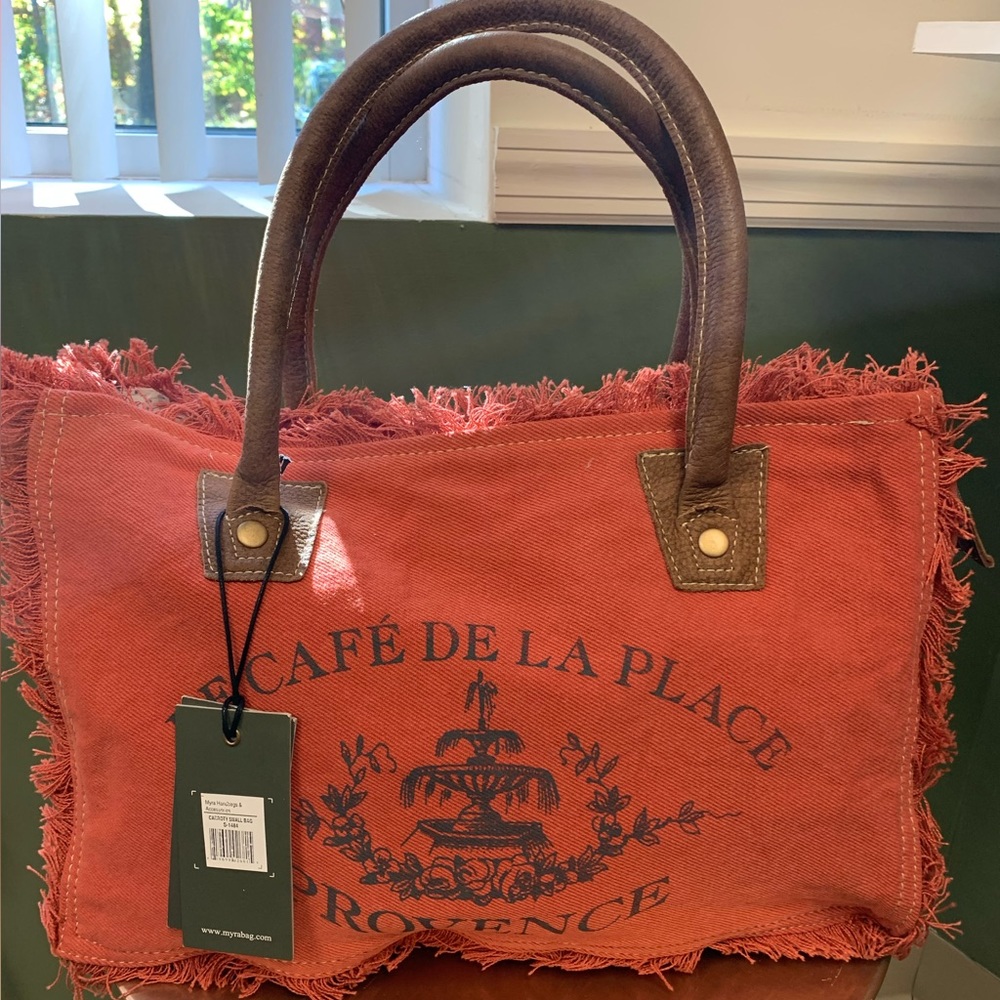 Myra Vintage Style Tote Bag - Picture 7 of 10